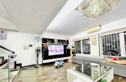 LUÔN !!! NHÀ PHỐ VIP KV BẠCH MAI, TẠ QUANG BỬU. KINH DOANH 2 THOÁNG CHỈ 4 TỶ 9